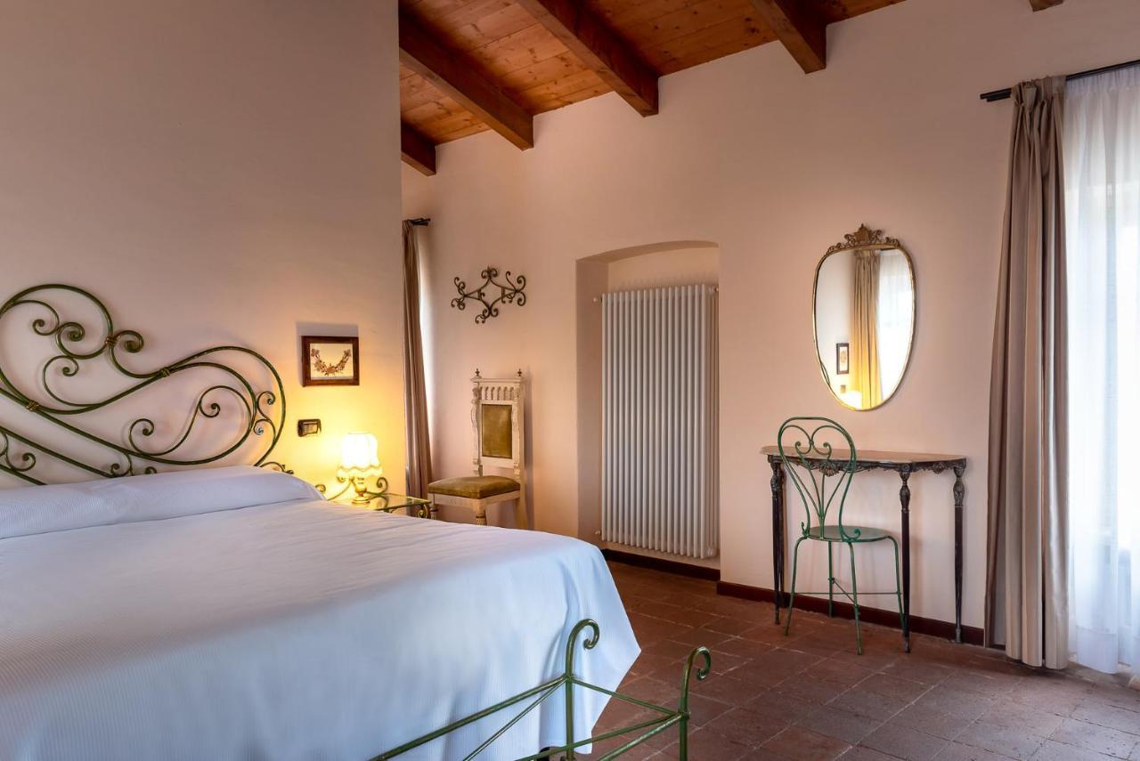 Agriturismo San Martino Clavesana Bagian luar foto