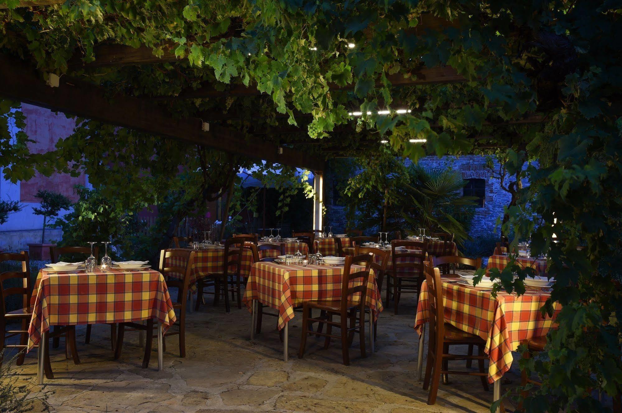 Agriturismo San Martino Clavesana Bagian luar foto