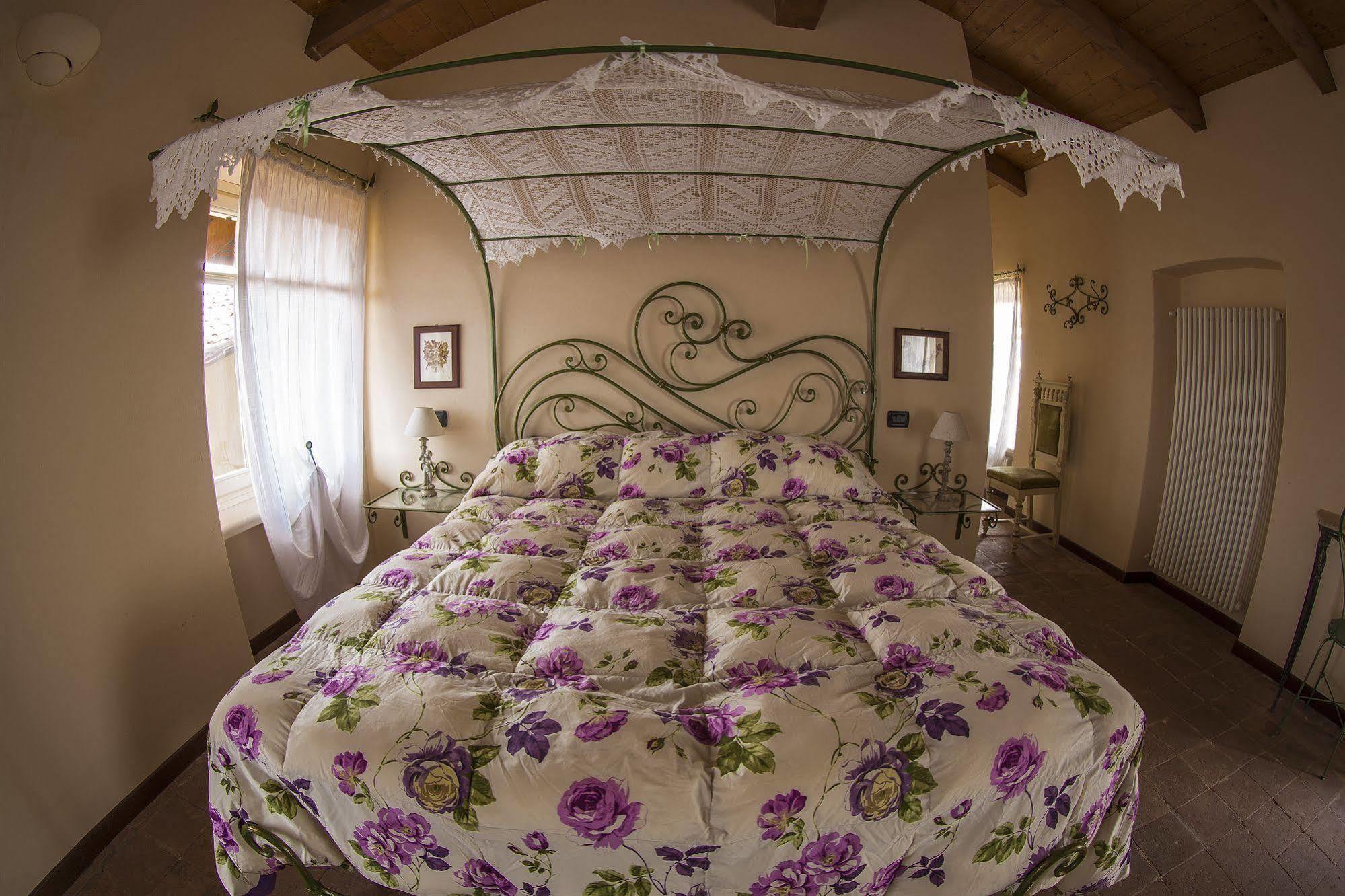 Agriturismo San Martino Clavesana Bagian luar foto